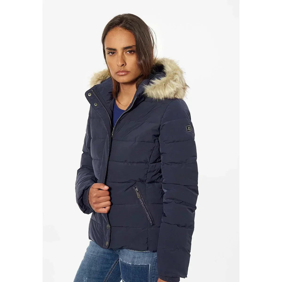 Kurze warme Winterjacke für Damen