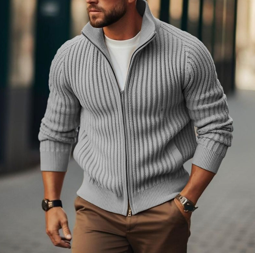 Bequemer und warmer Pullover für Männer